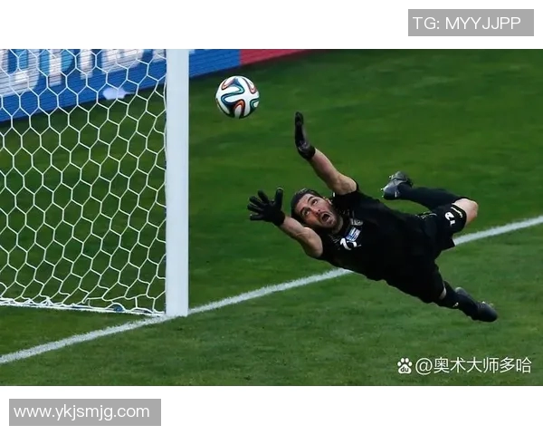 足球明星在绿茵场上的精彩瞬间展现他们的激情与技艺